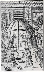 glashuette-im-16-jahrhundert-nach-agricula-schmelzofen-glasblaeser-feuerzone-schmelzzone-auskuehlungszone.jpg